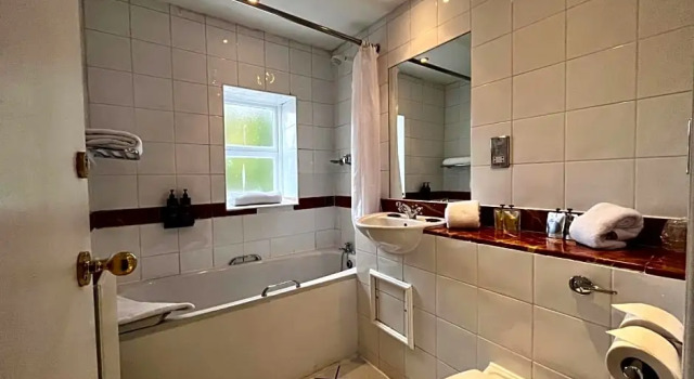 Номер Deluxe Blackwell Grange Hotel