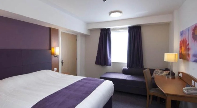 Premier Inn Ilford, Забронировать Отель Отели Англии с бассейном, Бассейн