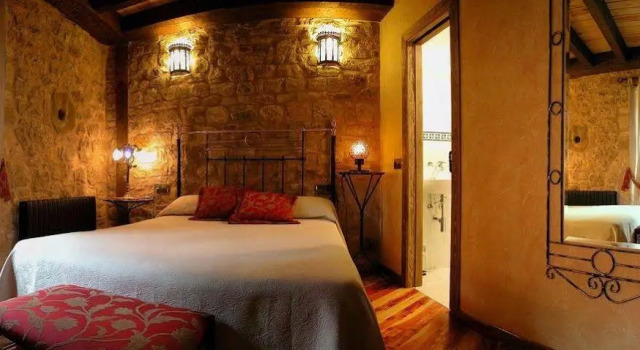 El Mirador de Almanzor, Reservar Hotel Calatañazor Sória