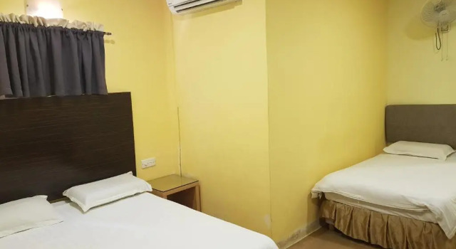 Трёхместный семейный номер Standard New City Hotel