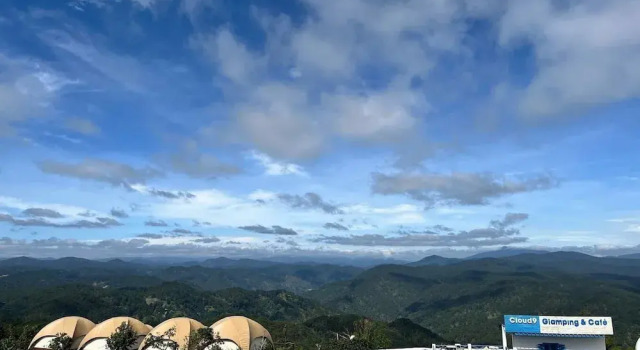 Семейный тент с балконом Cloud9 & Cloud View Glamping