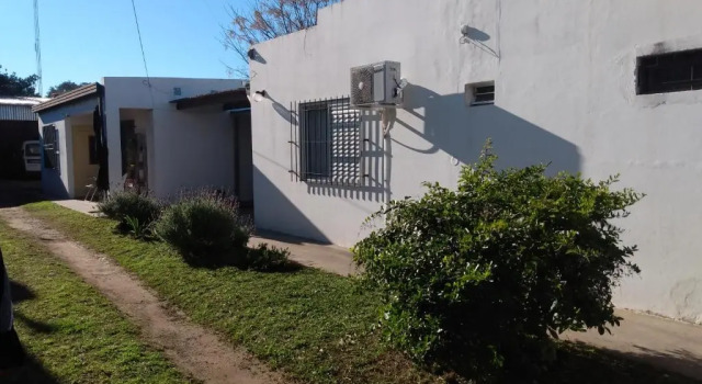 Abuela Chiquita, Rezerwuj Hotel Hotele w Ramallo z parkingiem, Parking