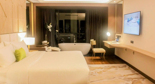 The Excelsior Hotel, Rezerwuj Hotel Hotele w National Capital Region z basenem, Basen