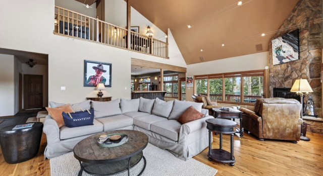 Spacious Winter Park Home w/ Game Room, Fireplace & Resort Bus Access Elk Court Lodge by Avantstay
