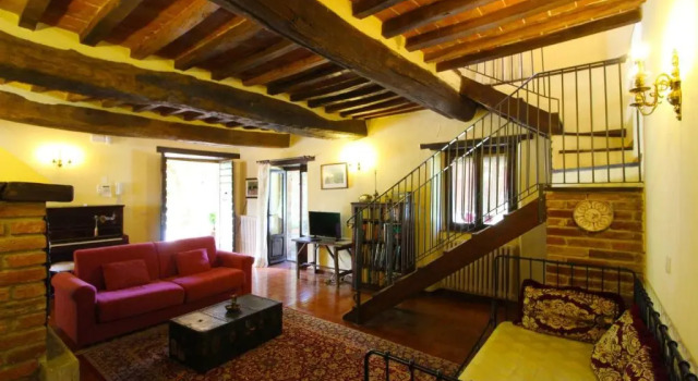 Вилла Stunning private villa for 6 guests with private pool, TV, pets allowed and parking