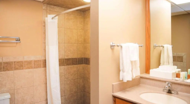 Номер Standard Quality Inn & Suites Ames Conference Center Near ISU Campus
