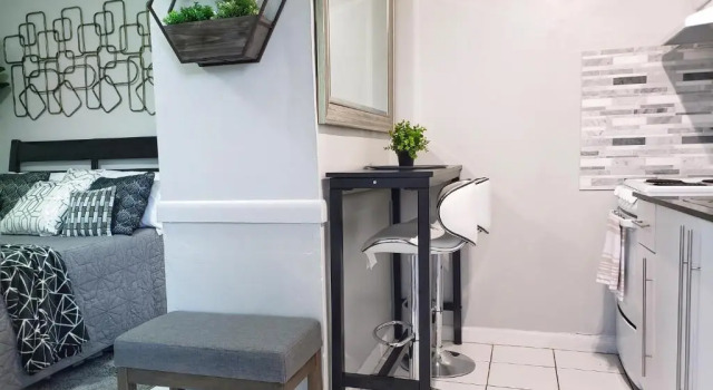 Glam Private Studio 4 Miles from Hard Rock Stadium, Rezervați Hotel Miramar Everglades National Park