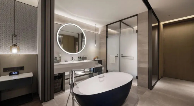 Номер Premium Crowne Plaza Weihai Binhai by IHG