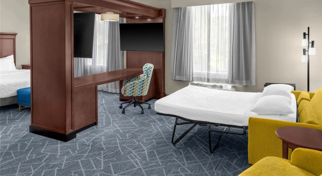 Одноместный люкс Hampton Inn and Suites Coconut Creek
