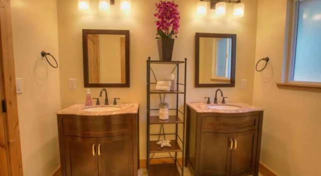 Коттедж с 4 комнатами Prestigious Home South Lake Tahoe