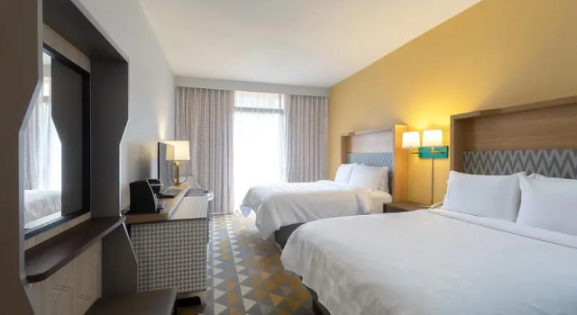 Двухместный номер Standard с балконом Holiday Inn & Suites Orlando SW - Celebration Area by IHG