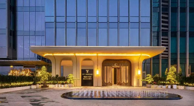 TFT Chongqing, Vignette Collection by IHG, Book Hotel Hoteller i Chongqing med pool, Swimmingpool
