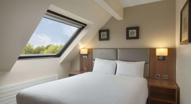 Ramada by Wyndham Telford Ironbridge, Rezervasyon Otel Ironbridge otoparklı oteller, Otopark