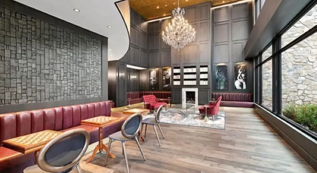 Selby, Rezerwuj Hotel Westbury Long Island