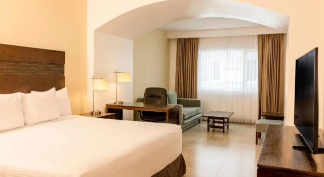 Двухместный полулюкс Wyndham Garden Cancun Downtown