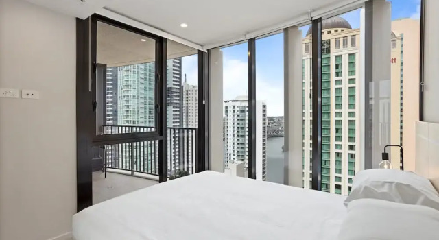 Cosy 1-bed With River Views, Pool, Gym & BBQ, Забронировать Апартаменты/квартира Отели Брисбна с бассейном, рядом с Музей Брисбена, Бассейн