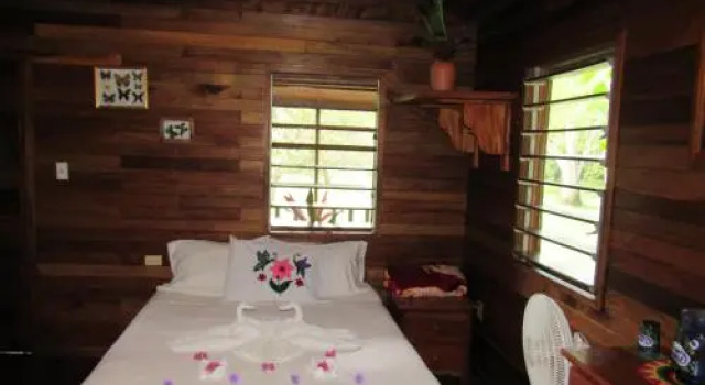 Macaw Bank Jungle Lodge, Rezerwuj Hotel San Ignacio & Santa Elena Cayo