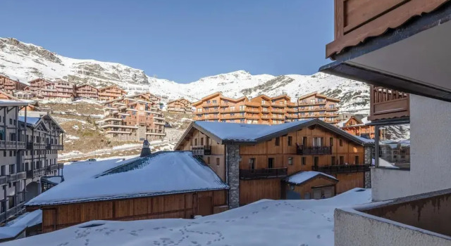 2 Bedroom Apartment With Parking and Balcony, Prenota Appartamento Hotel a Alvernia con parcheggio, Parcheggio