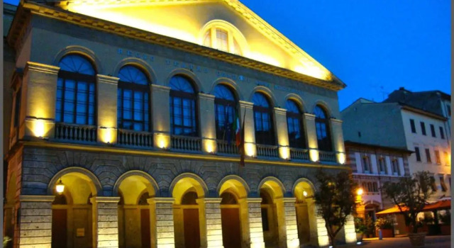 New Maria's House Livorno. Il Cisternone, Забронировать Отель Отели Ливорно с бассейном, рядом с Старая крепость, Бассейн