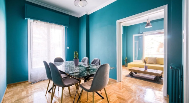 Sunny 2 Bedroom Cozy Apartment View of Parthenon, Забронировать Апартаменты/квартира Афины Острова Саронического залива - Аттика, рядом с Turkish Embassy Athens