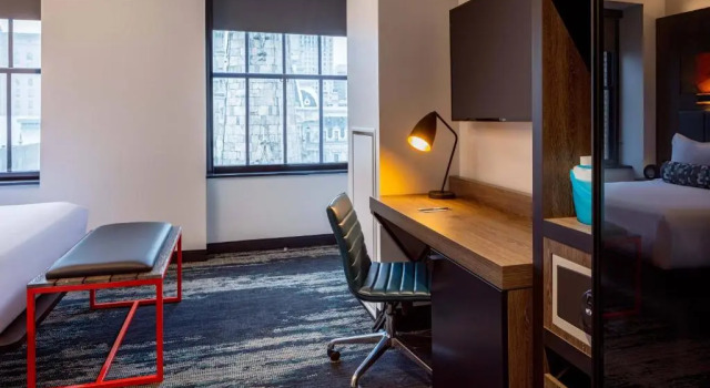 Двухместный номер Standard с видом на город Aloft by Marriott Philadelphia Downtown