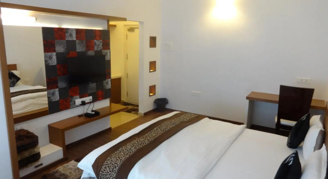 Hotel Seyon Plaza, Забронировать Отель Отели Сингнанальур с парковкой, Парковка