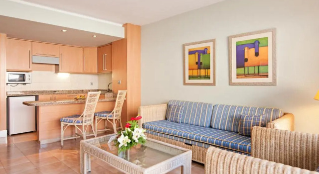 Семейный номер Standard с видом на море Hotel LIVVO Lago Taurito & Aquapark