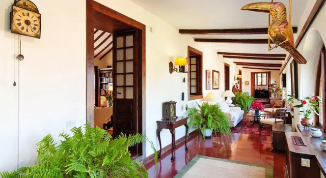 Villa Mansion Bandama With Pool in Santa Brigida