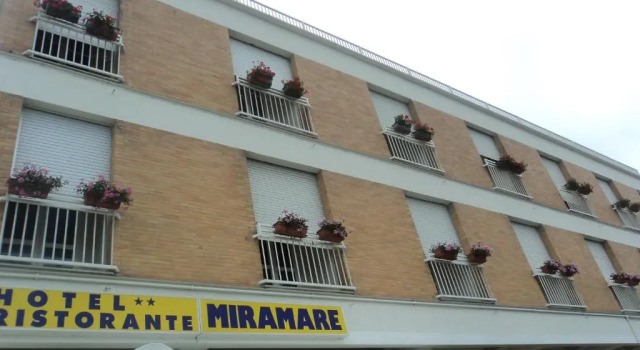 Hotel Ristorante Miramare, Rezervovat Hotel Pesaro 