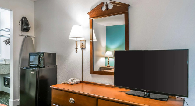 Двухместный номер Standard Rodeway Inn Hopkinsville