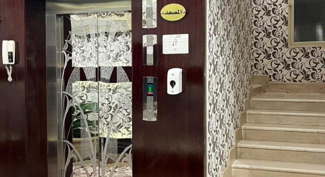 ليالي الين للشقق المخدومة, Buchen Sie Ferienwohnung Hotels in Provinz al-Qasim mit Frühstück, Frühstück