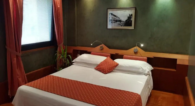 Семейный номер Standard HR Hotel