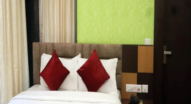Люкс Deluxe Goroomgo Royal View Digha