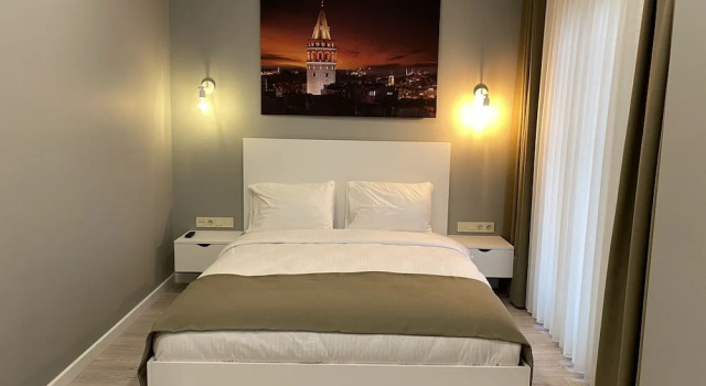 Superior Dvoulůžkový s manželskou postelí pokoj s balkonem Li Hotel Pera Hotel