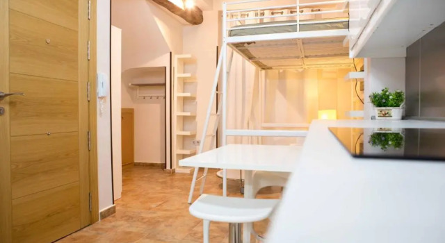 Apartamento céntrico a 10 minutos de la Alhambra con parking, Забронировать Апартаменты/квартира Гранада Granada Province, рядом с Музей народных традиций и искусств Los Tiros de Granada