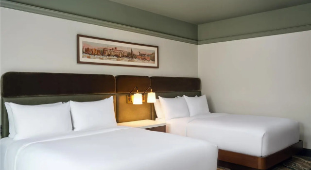 Четырёхместный номер Standard Tryon Riverfront Inn New Bern, Tapestry Collection By Hilton