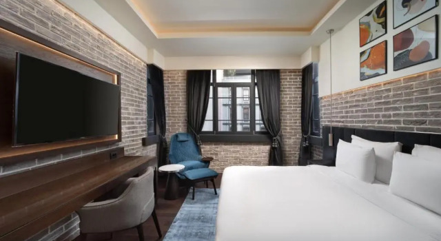 Двухместный номер Karakoy Banque Deluxe DeCamondo Galata, a Tribute Portfolio Hotel