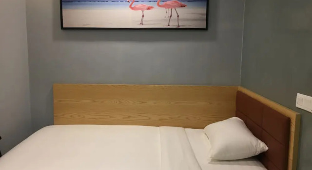 OYO 89979 Diamond Hotel