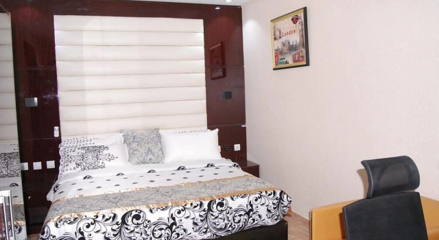 Exclusive Serene Hotel