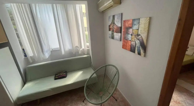 Sunny hill Apartment