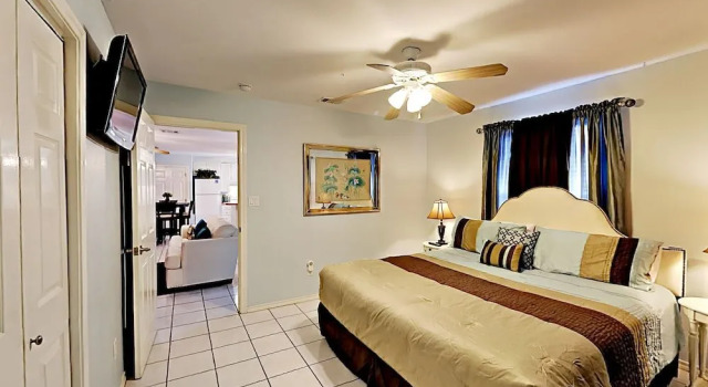 108 E Whiting St Duplex, Rezerwuj Dom wakacyjny Hotele w Padre Island z basenem, Basen