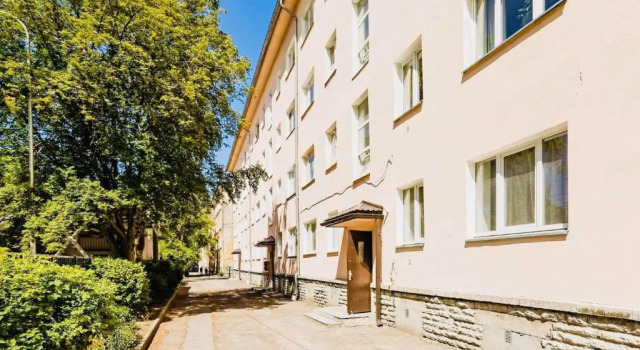 Sunny apartment, 7 min with tram to the Old Town, Rezervovat Apartmán Hotely v Harjumaa s parkováním, Parkování