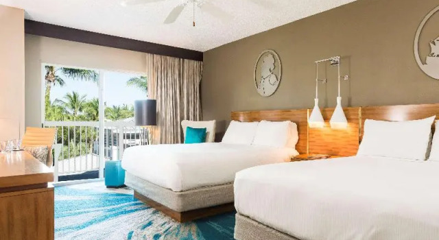 Четырёхместный номер Deluxe DoubleTree by Hilton Grand Key Resort