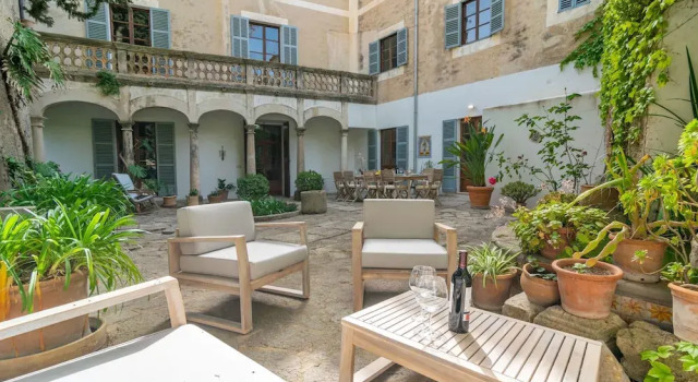 Josep Sanxo de La Jordana 12, Book Vacation Home Artá Majorca