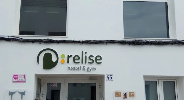 Hostel & Gym Relise - Albergue Juvenil