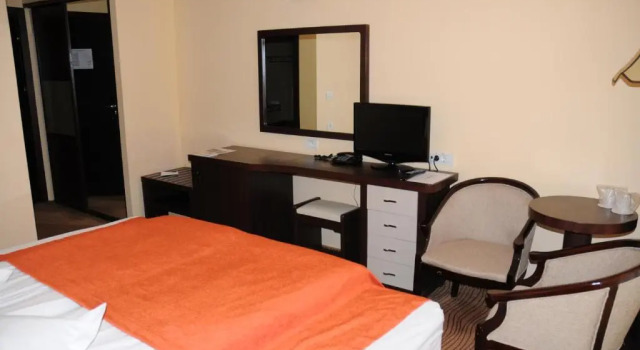 Двухместный номер Standard Hotel Mistral Resort