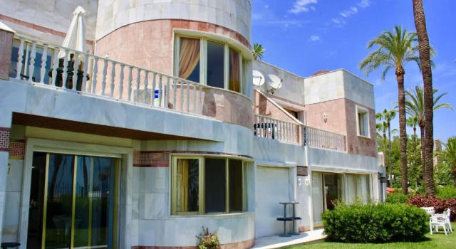 Puerto Banus 2 bedrooms Oceanfront C