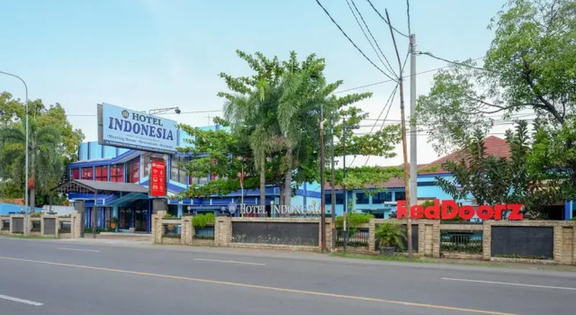 RedDoorz Plus Syariah near Stasiun Pekalongan 2
