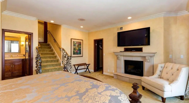 317 Carnation, Corona Del Mar