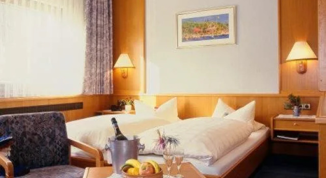 Gasthof Schwarzer Bär, Reserva ahora Hotel Kastl Upper Palatinate